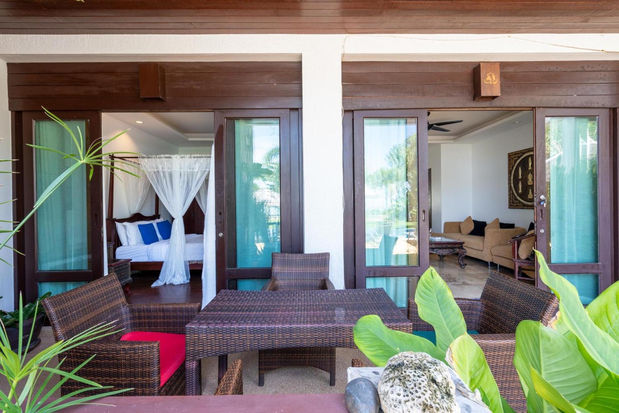 Beachfront! 2 Bedroom A3 - 110 Sqm अपार्टमेंट *