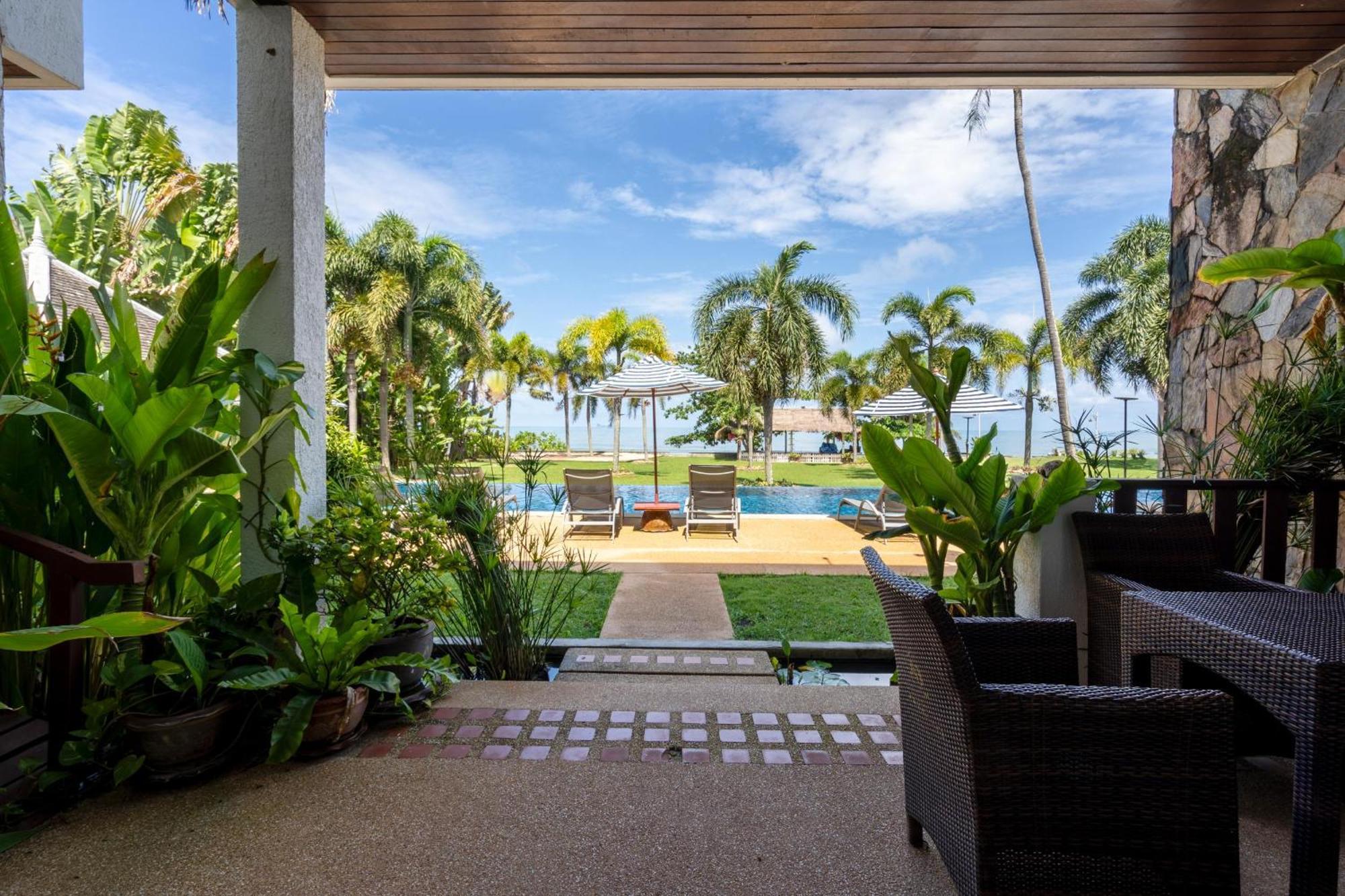 Beachfront! 2 Bedroom A3 - 110 Sqm अपार्टमेंट *
